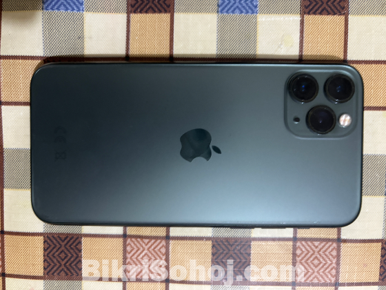 Apple iPhone 11 Pro. (Used)